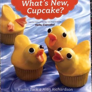 🔴What’s New Cupcake Decorating Book🔴
